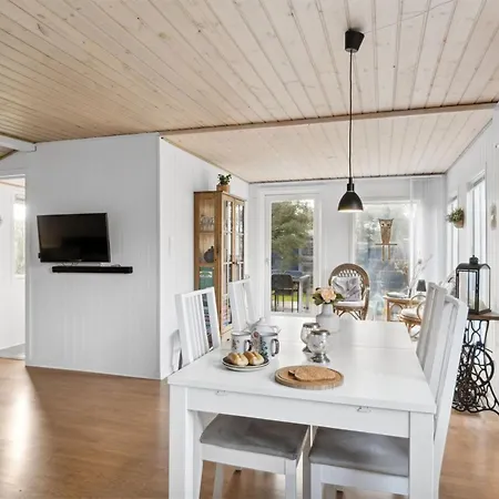בית נופש Antonella - 400m From The Sea By Interhome