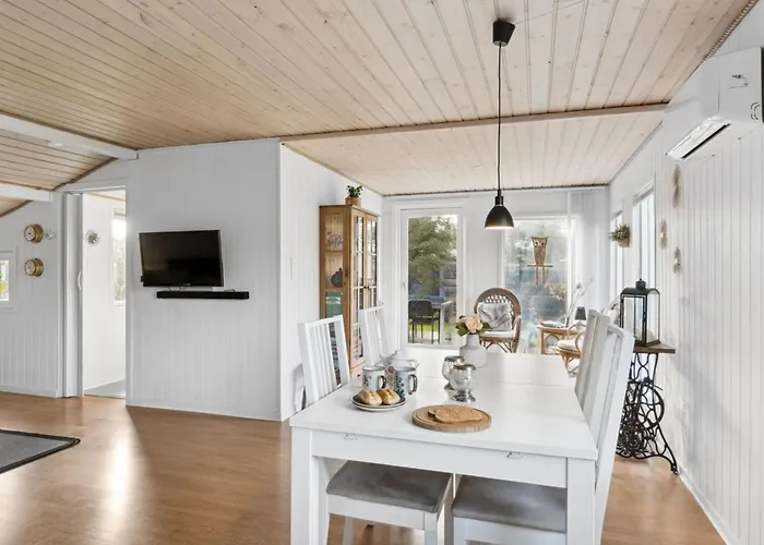 Antonella - 400m From The Sea By Interhome *